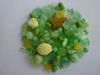 250 Mixed Glass Acrylic Jewellery Making Craft Beads Lime Sorbet